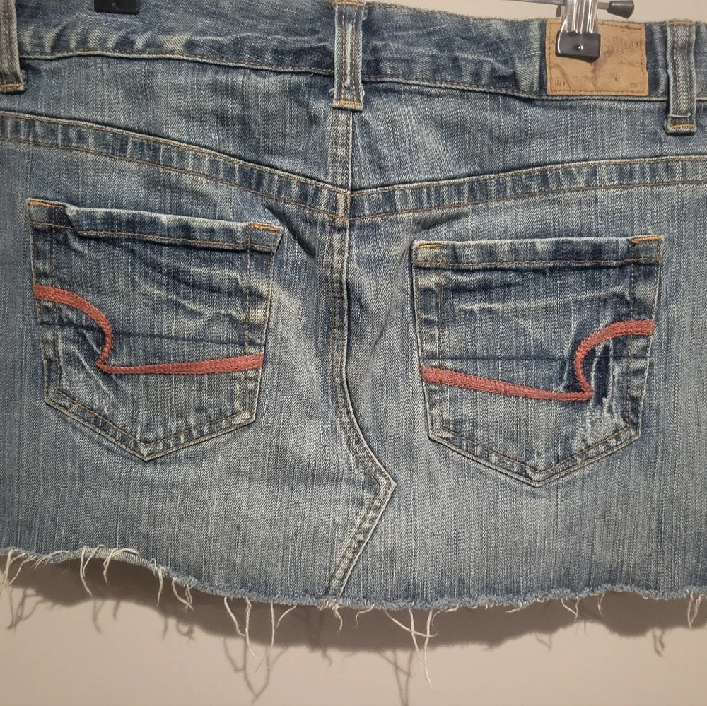 American Eagle Classic denim/jean Skirt, size 6 - Picture 5 of 6